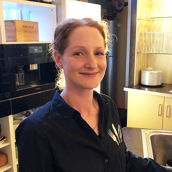 Johanna Mahnkopf - Service bei Das Event-Kochstudio Berlin
